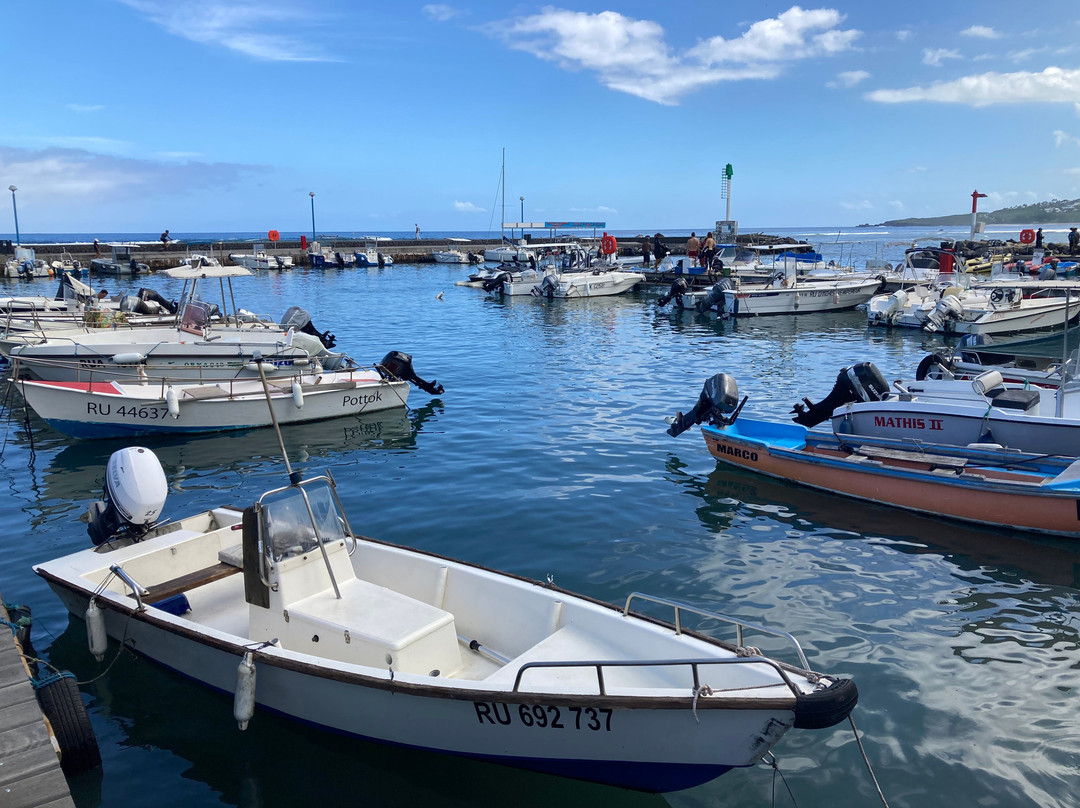 Port De Plaisance De Saint-leu景点图片