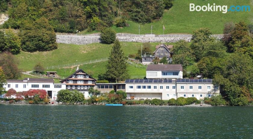 Hostel Rotschuo
