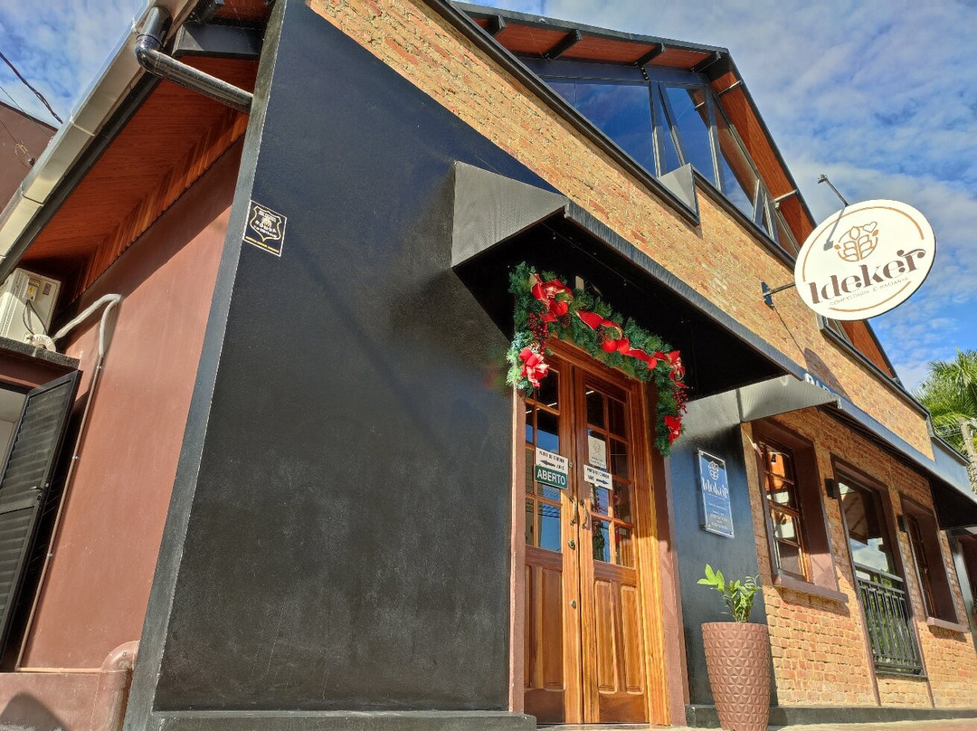 Ideker Padaria E Confeitaria