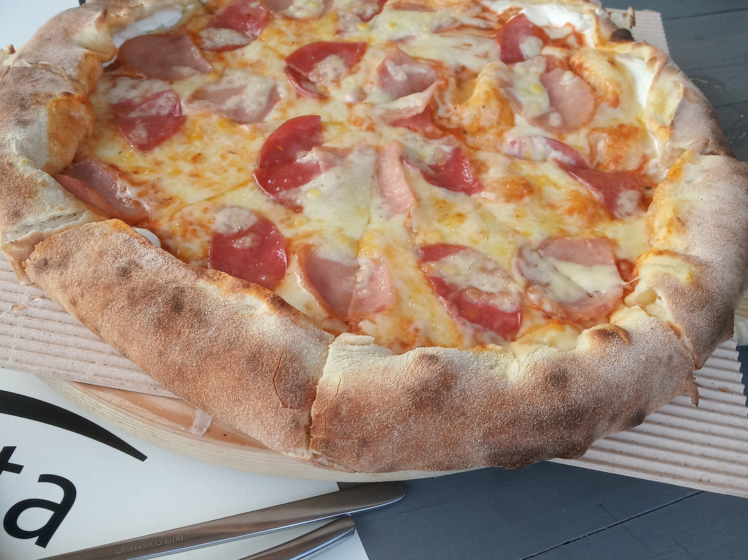 Παρα θιν αλος Pizza and Pasta