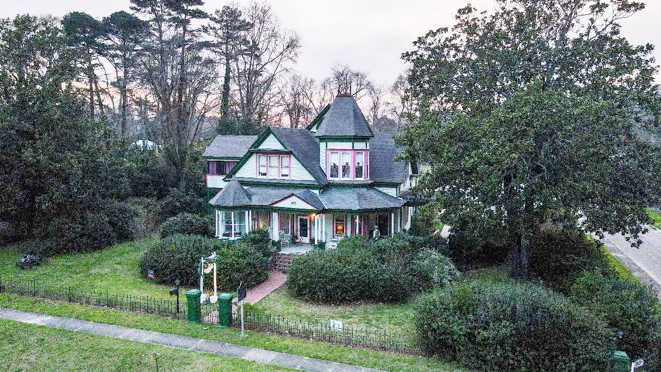 Camellia House Bed & Breakfast-官方