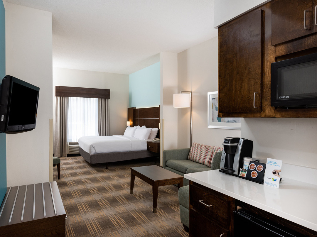 Holiday Inn Express & Suites Grenada by IHG主图