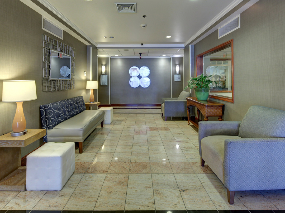 Holiday Inn Express & Suites Emporia By IHG主图