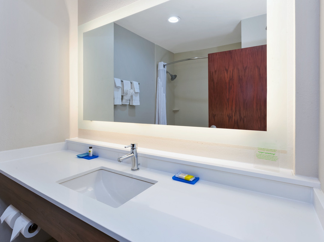 Holiday Inn Express & Suites Dayton South Franklin By IHG主图