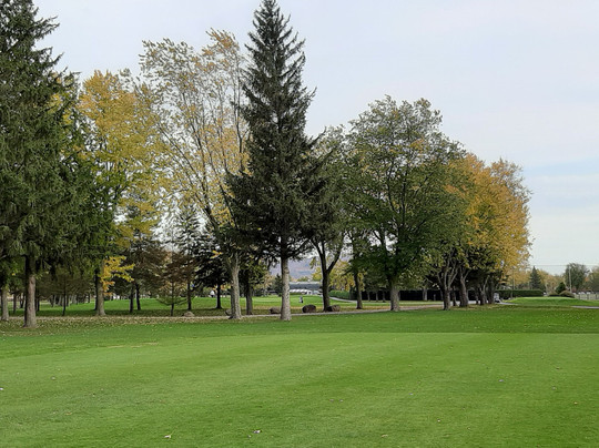 Club De Golf Domaine Rouville-Saint-Jean-Baptiste必去景点