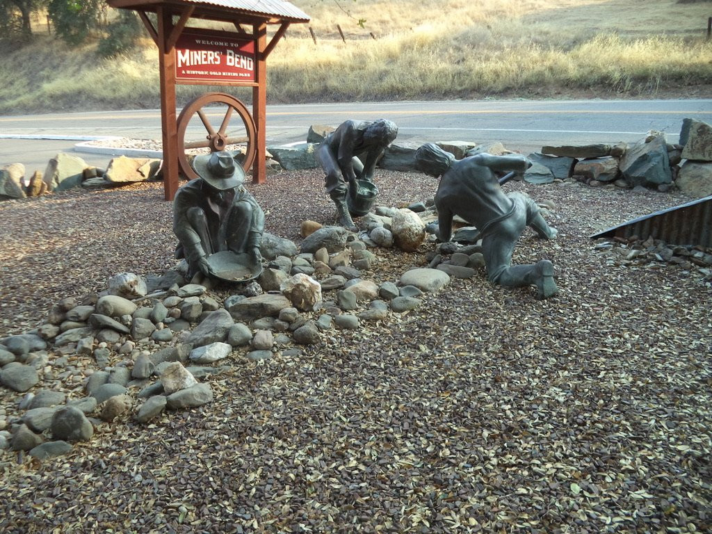 Miners' Bend Historic Gold Mining Park景点图片