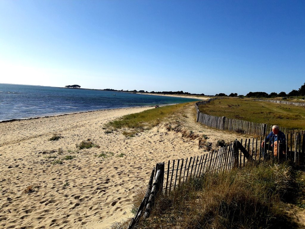 Plage de la Falaise-Locmariaquer必去景点