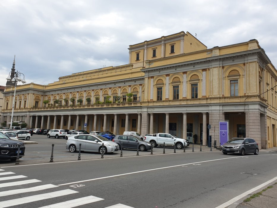 Teatro Coccia-诺瓦拉必去景点