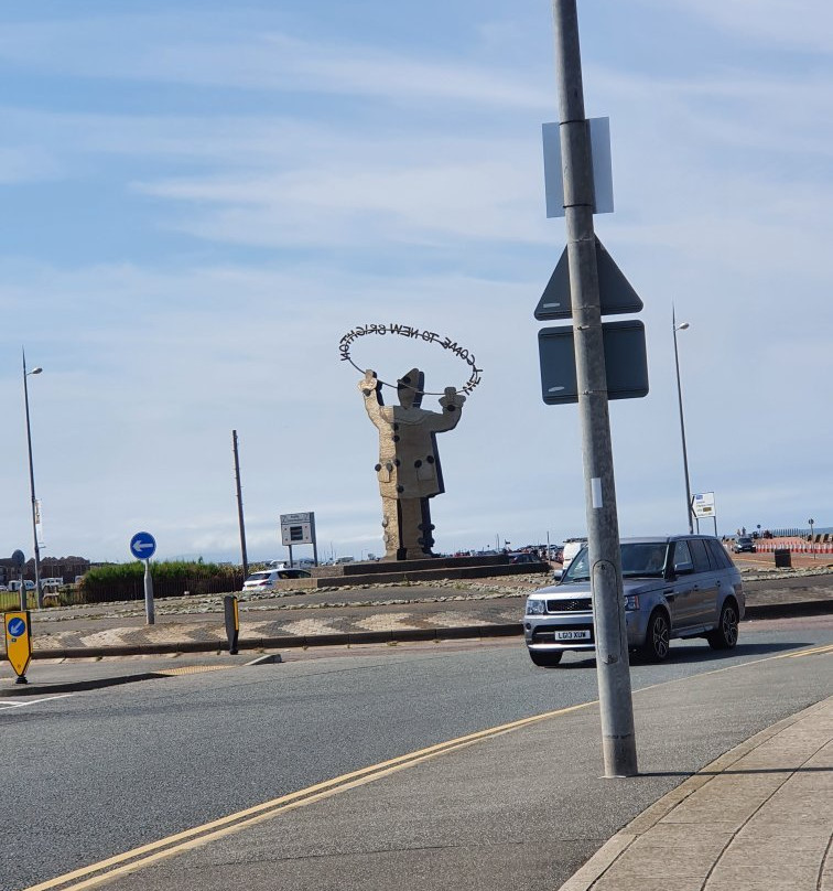 Welcome To New Brighton Statue景点图片