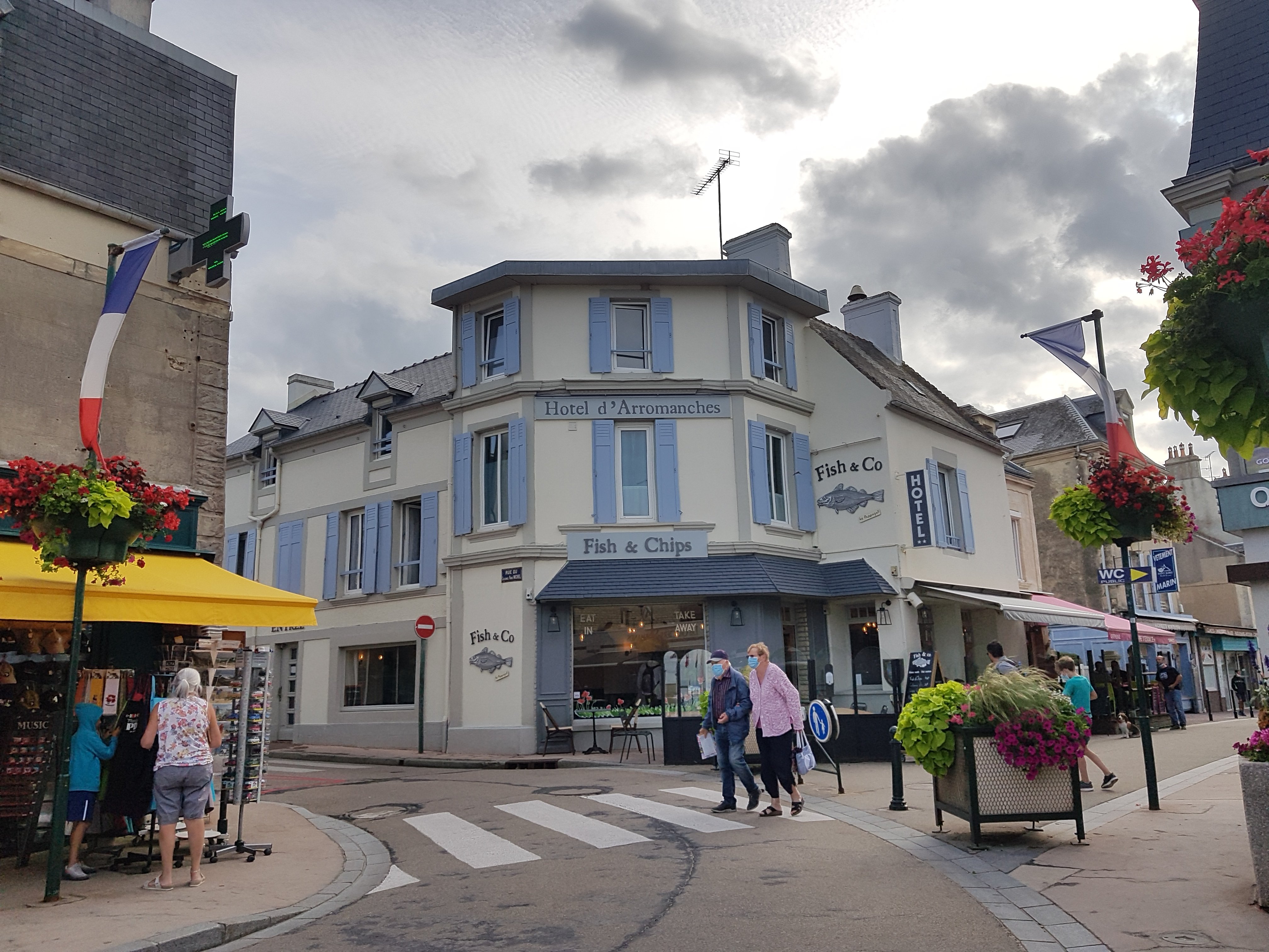 Hotel D'arromanches-浴室