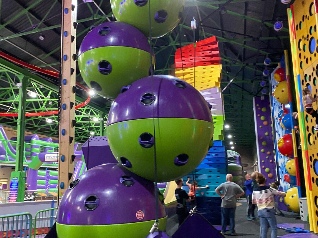 InflateSpace景点图片