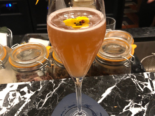 Bar Le 18-卢森堡城必去景点