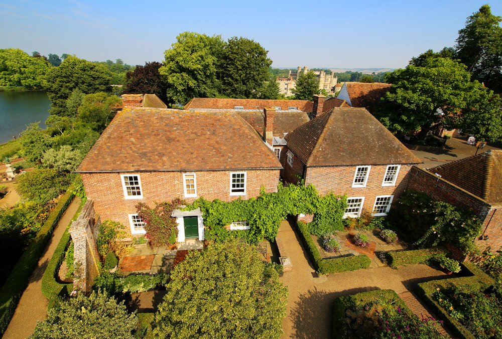 Leeds Castle Stable Courtyard Bed & Breakfast-官方
