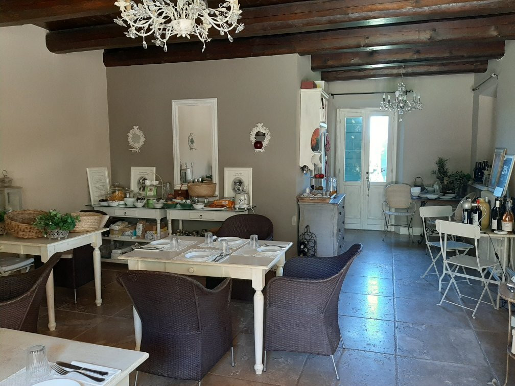 Camerano酒店住宿-Country House il Sassone