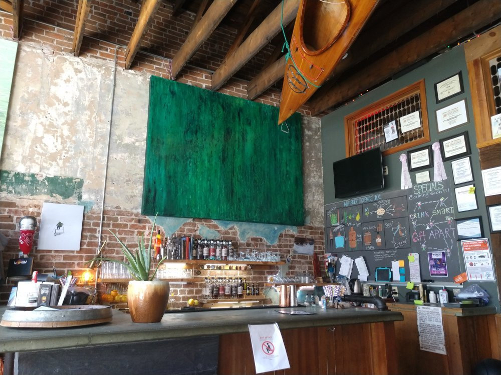 Wood's High Mountain Distillery景点图片