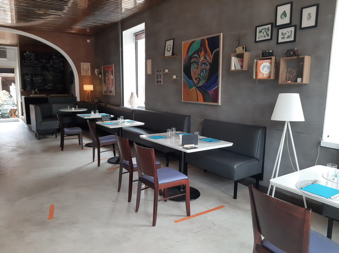Hôtel les Négociants主图