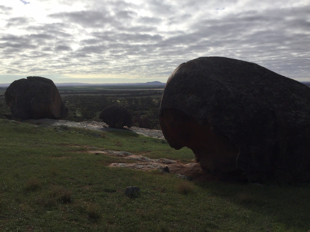 Tcharkuldu Rock-Minnipa必去景点