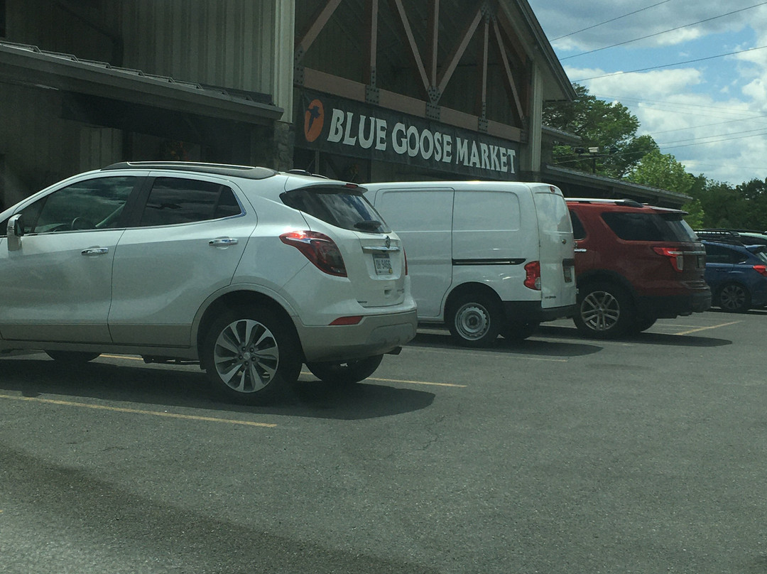 Blue Goose Fruit Market & Bakery-Hancock必去景点