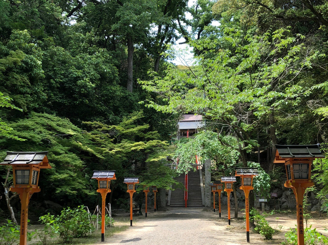 Mefu Shrine景点图片