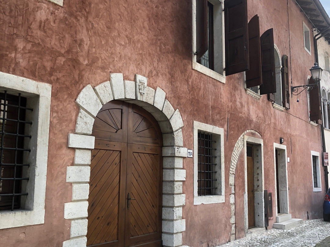 Palazzo Pezzutti-Polcenigo必去景点