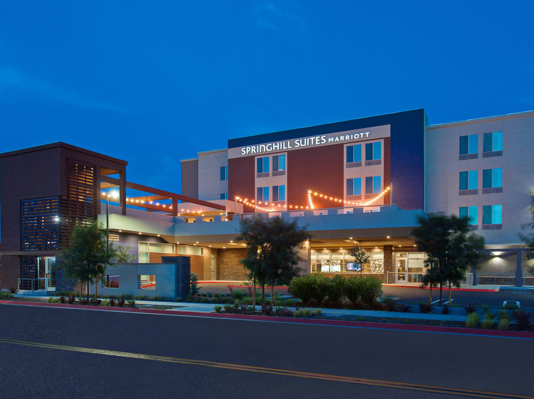 SpringHill Suites Huntington Beach Orange County主图