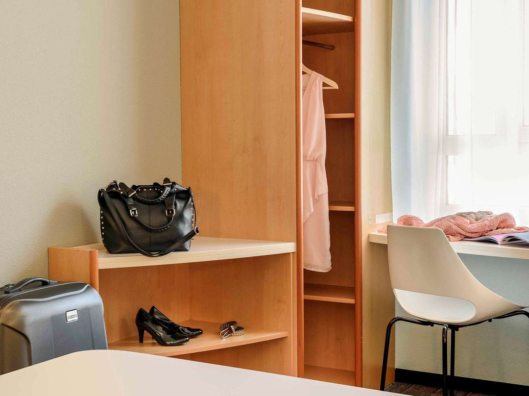 宜必思布雷根茨酒店主图