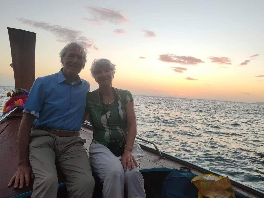 Phi Phi Island Tours Company-小皮皮岛必去景点