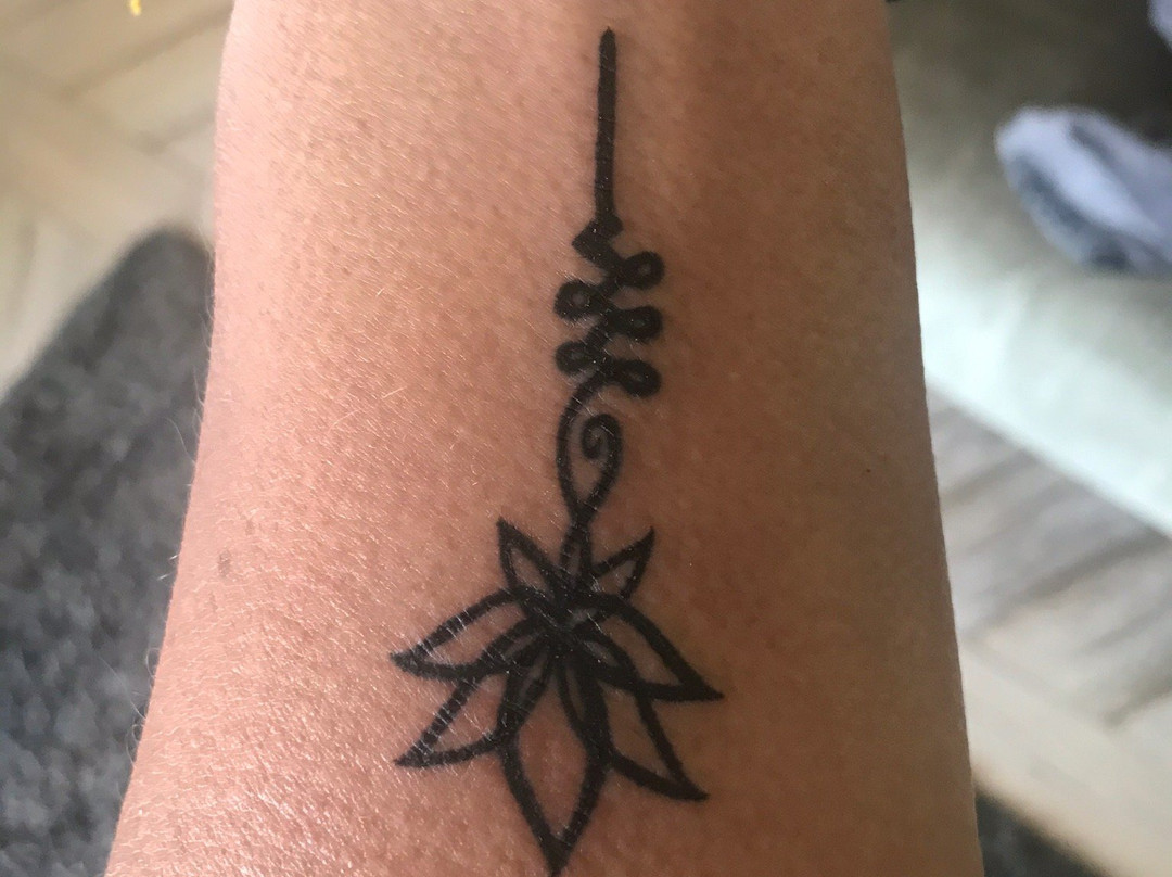 dee tattoo studio ella-埃勒必去景点