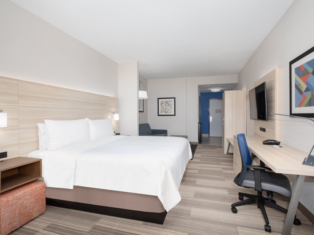 Holiday Inn Express & Suites Phoenix - Glendale Sports Dist By IHG主图