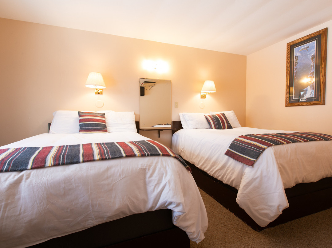 Beargrass Lodging and RV Resort主图