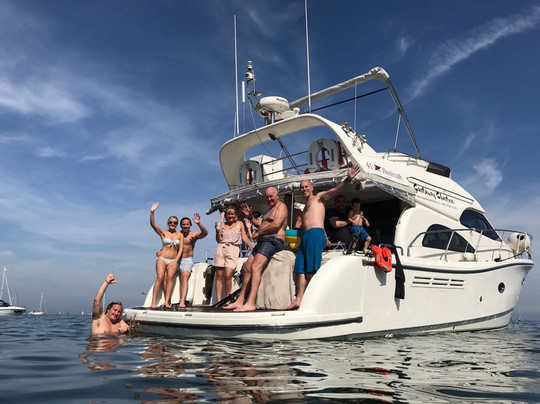 Castaway Charters-普尔必去景点