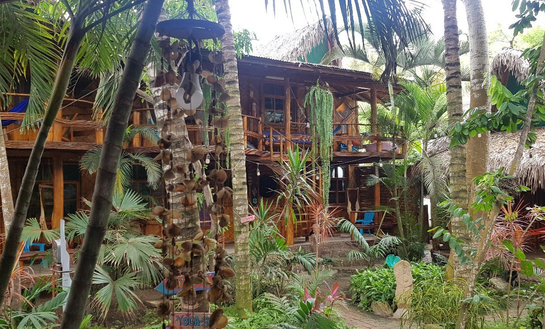 Balsa Surf Camp主图