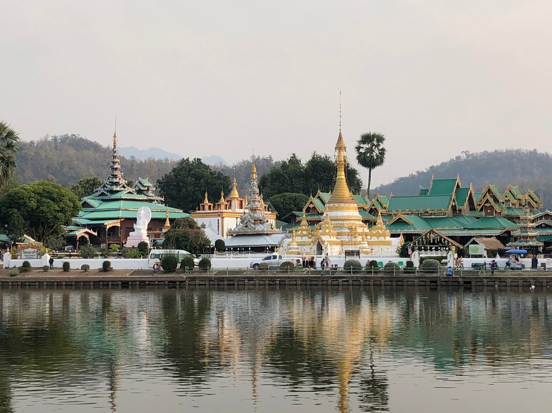 MaeHongSon Lake景点图片