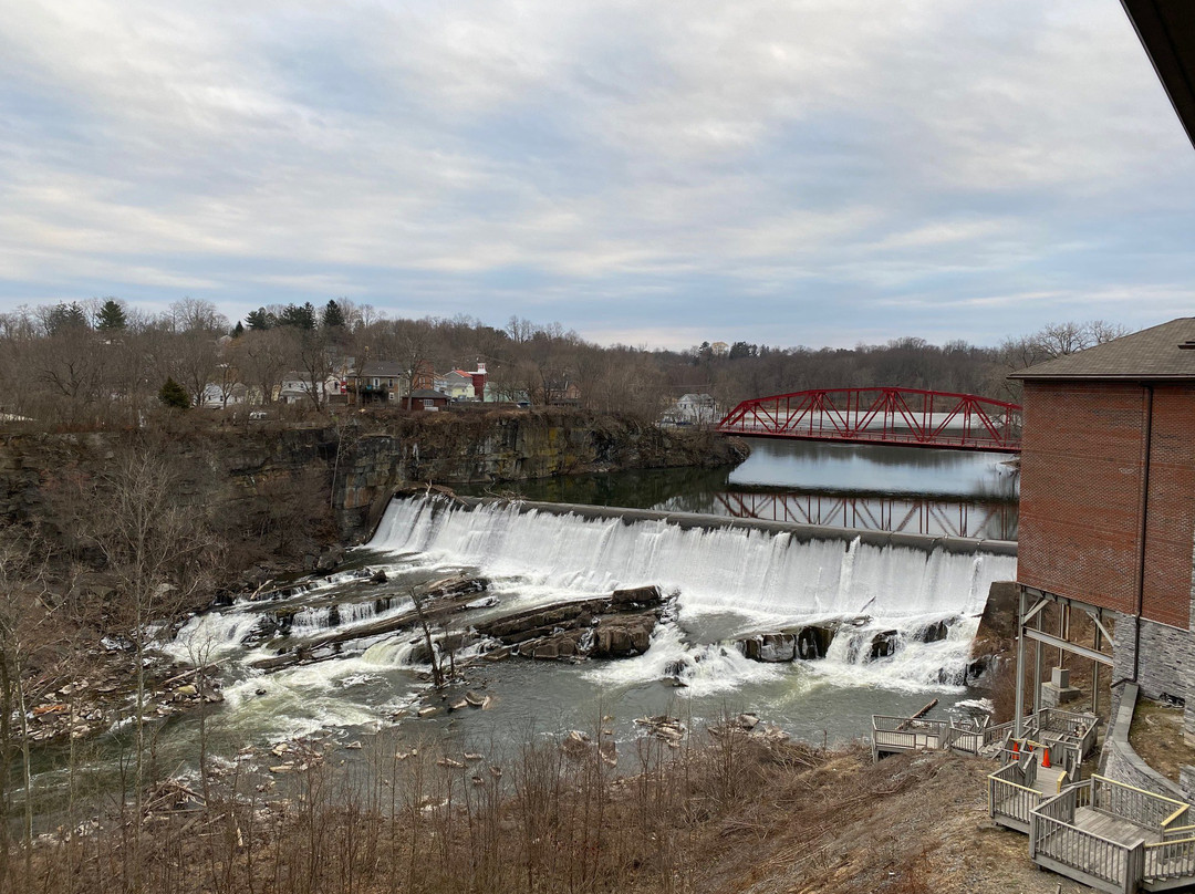 Diamond Mills Hotel主图