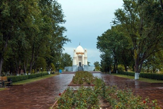 Domalak Ana Mausoleum-Turakty必去景点