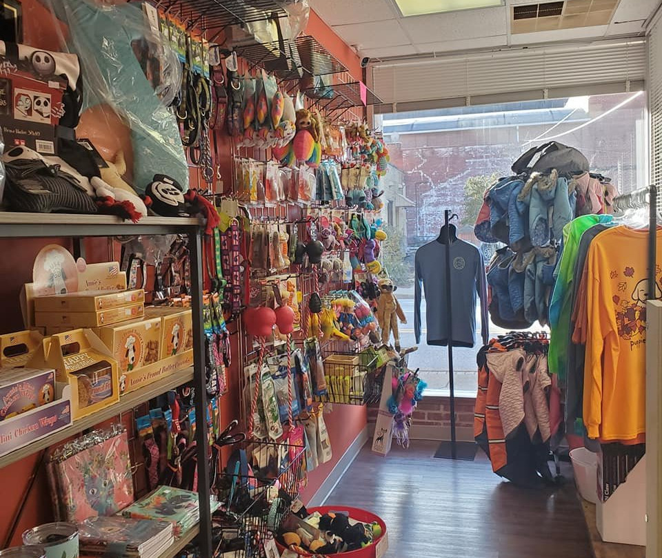 Lou's Place for Pets-Prestonsburg必去景点