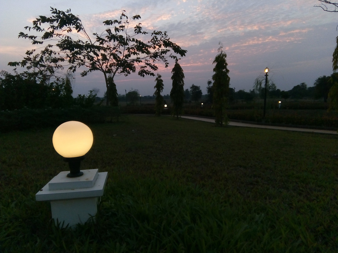 The Baha’i House of Worship-马德望必去景点