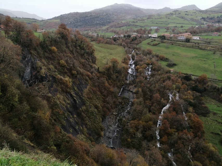 Mirador de las Cascadas del rio Gandara景点图片