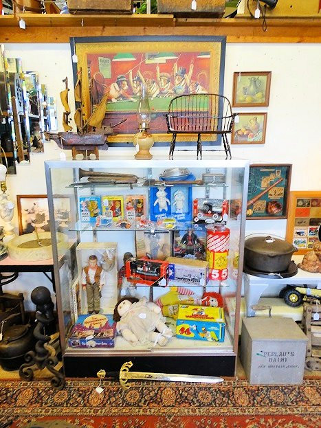 Clinton Antiques Center-Clinton必去景点