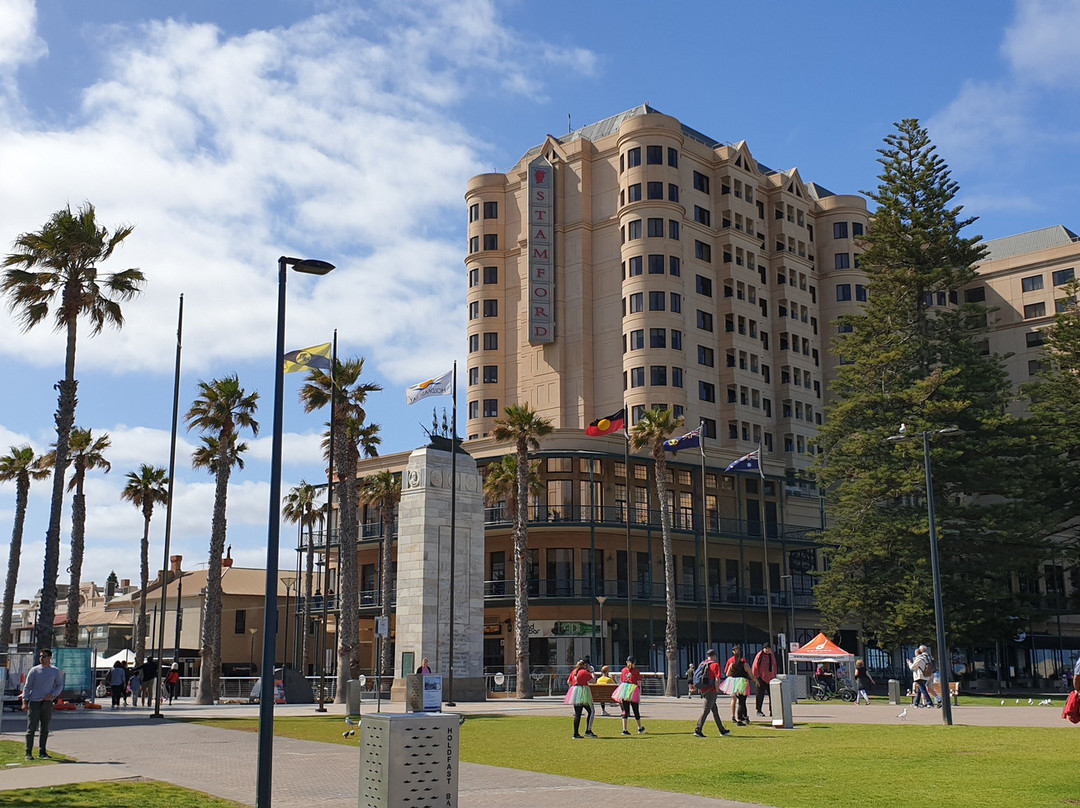 Glenelg Pier景点图片