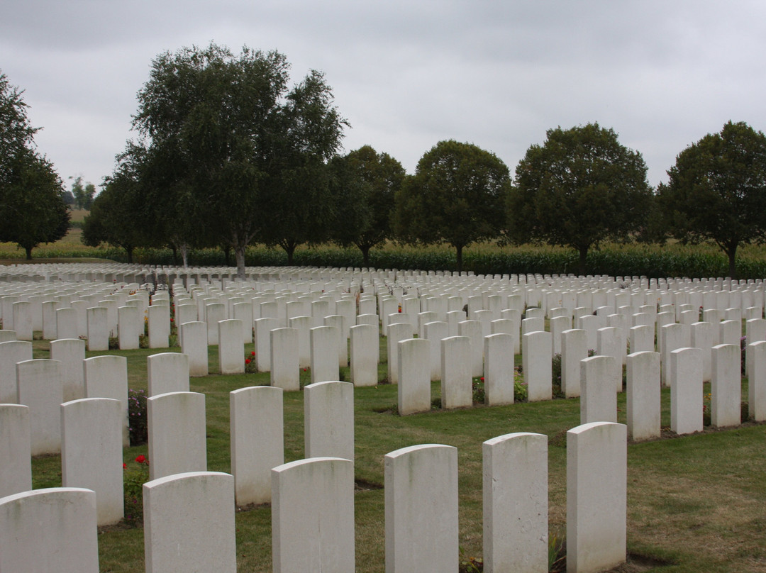 Hooge Crater Cemetery景点图片