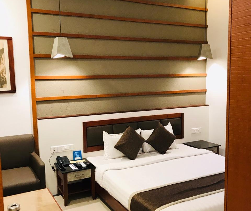 Hotel Marina Residency主图