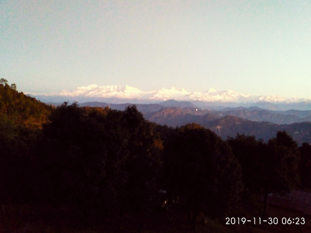 Misty Mountains Jhaltola主图