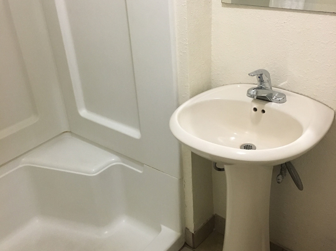 The Hillside Hotel主图