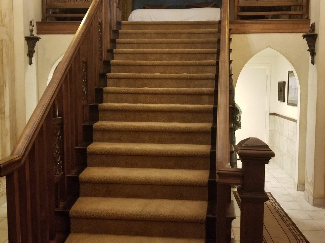 Anniversary Inn Logan主图