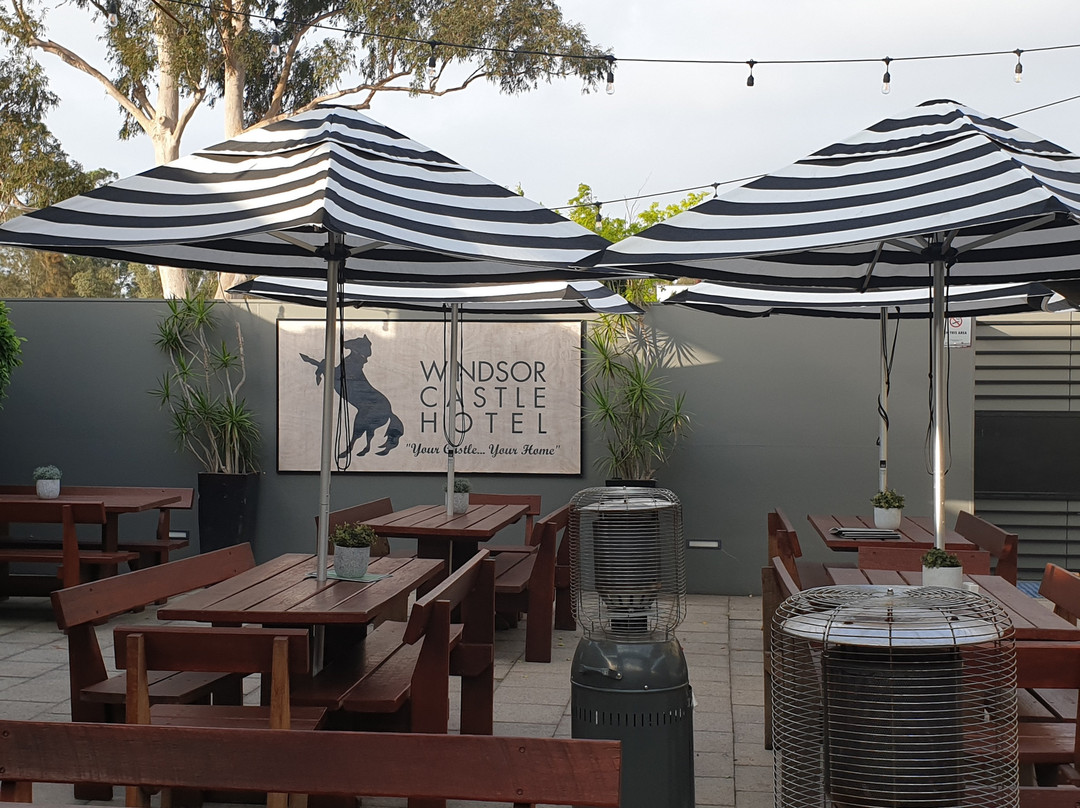 The Windsor Castle Hotel主图