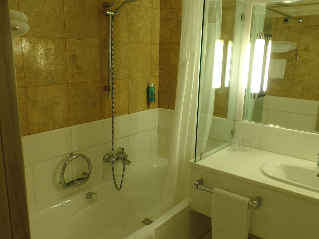 Holiday Inn Athens - Airport By IHG主图