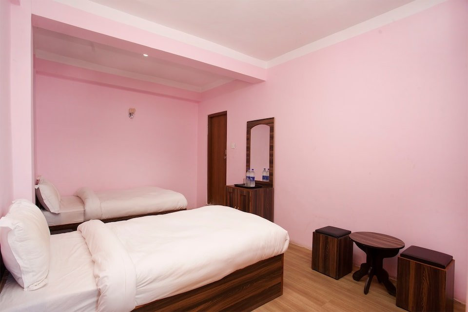 Spot on 464 Hotel Pahuna Ghar主图