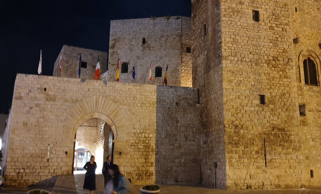 Castello Normanno Svevo-Sannicandro di Bari必去景点