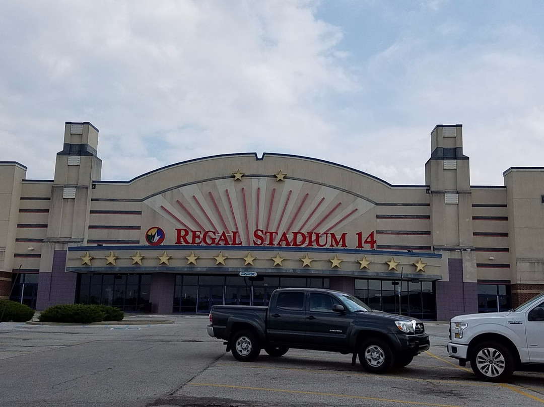 Regal Greenwood & Rpx-格林伍德必去景点